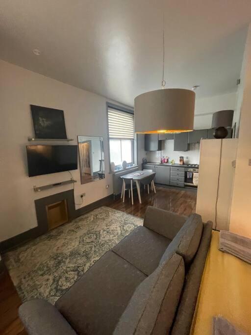Apartament 1 Comfortable Studio Okręg wyborczy Hove Zewnętrze zdjęcie