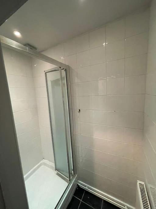 Apartament 1 Comfortable Studio Okręg wyborczy Hove Zewnętrze zdjęcie