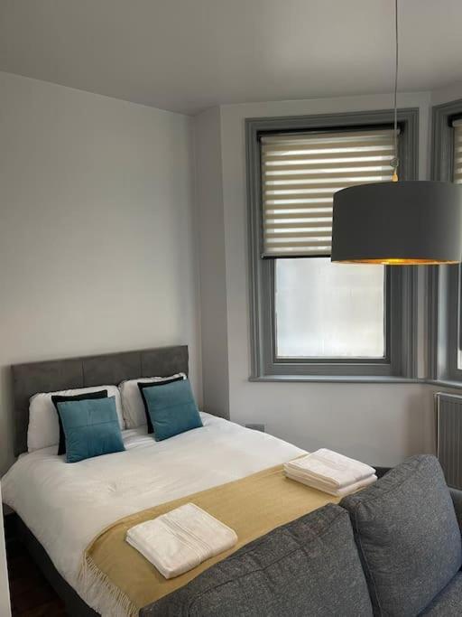 Apartament 1 Comfortable Studio Okręg wyborczy Hove Zewnętrze zdjęcie