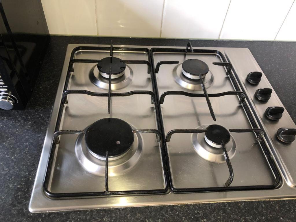 Apartament 1 Comfortable Studio Okręg wyborczy Hove Zewnętrze zdjęcie